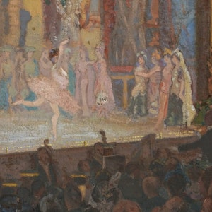 Pode incluir: Uma pintura que retrata uma apresenta&ccedil;&atilde;o de bal&eacute; no palco. As bailarinas usam tutus cor-de-rosa e sapatos brancos. A plateia est&aacute; sentada na parte inferior do teatro, assistindo &agrave; apresenta&ccedil;&atilde;o.