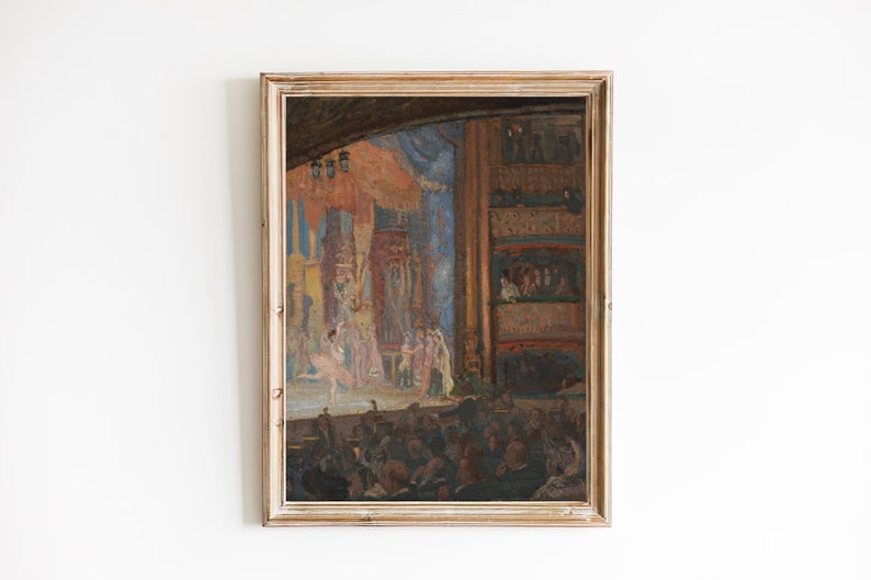 Pode incluir: Uma pintura a &oacute;leo emoldurada que retrata uma apresenta&ccedil;&atilde;o no palco com dan&ccedil;arinos e m&uacute;sicos em frente a um pano de fundo colorido. O p&uacute;blico est&aacute; sentado na se&ccedil;&atilde;o inferior do teatro.