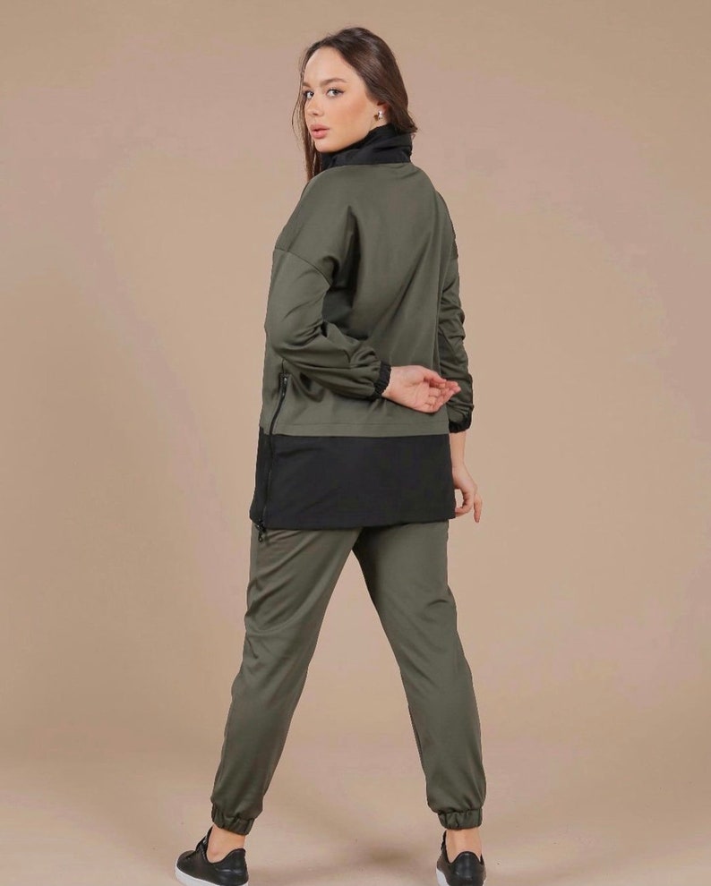 sweatshirt and pants set