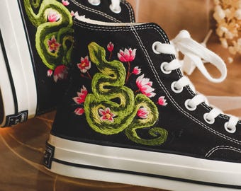 Embroidered Converse Snake, Green Snake Embroidered Converse Custom, Snake Embroidered Sneakers, Snake Embroidered Shoes, Men Converse