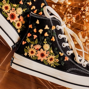 Sunflower Embroidered Converse, Custom Converse Chuck Taylor 1970s Embroidery Sunflower, Wildflowers, Personalized Hand Embroidered Sneakers