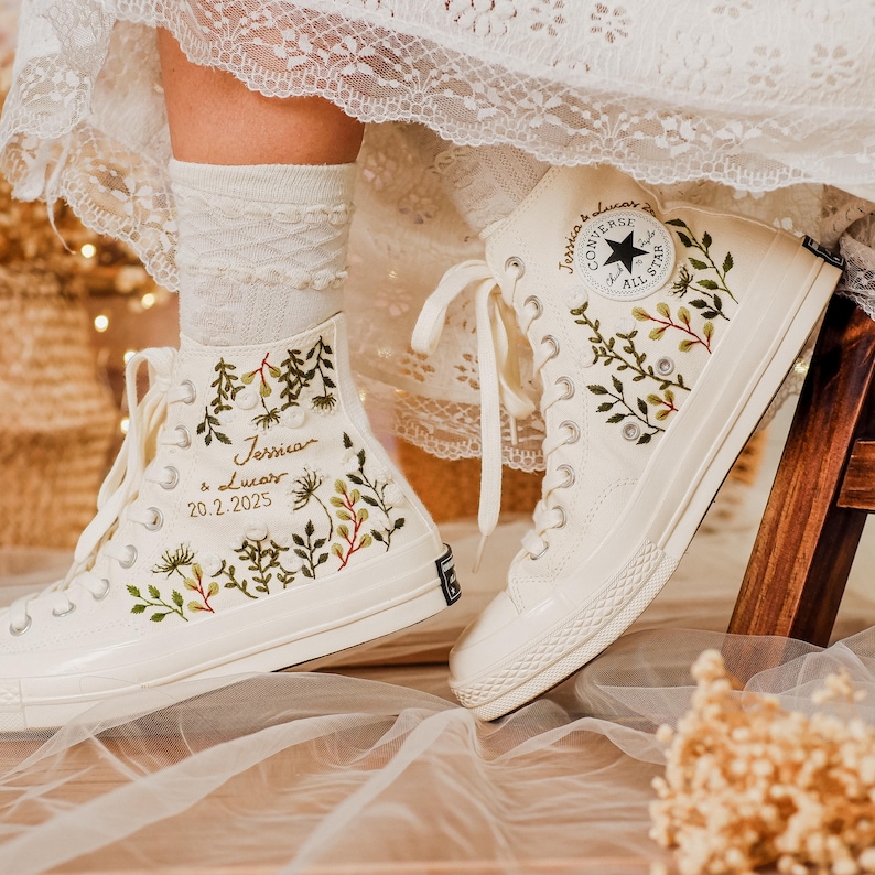 Custom Wedding Converse High Tops, Bridal Flowers Embroidered Shoes, Wedding Flowers Embroidered Sneakers, Personalized Gifts for Girlfriend