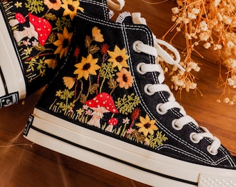 Benutzerdefinierte Converser Chuck Taylor Pilze bestickte Sneakers, Sonnenblume bestickte Sneakers