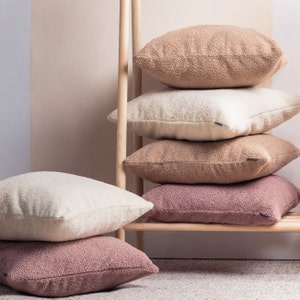 Kissenbezug CARA - Dekokissen Boucle - Kissenhülle Teddyplüsch - Deko Kissen - Sofakissen - Couchkissen mit Reißverschluss