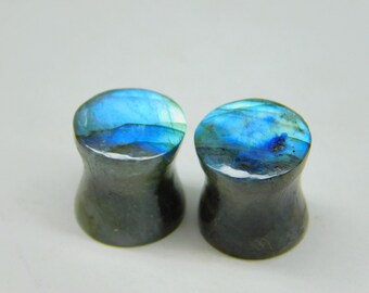 Ear Plug Beautiful flash labradorite plugs Gemstone Blue Fire AAA+Quality Labradorite Double Flare Labradorite Convex & Concave (Pair 10MM )