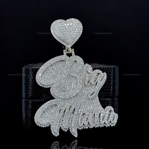 Colgante de moissanita personalizado, colgante de lazo con nubes y letras personalizadas de moissanita VVS, colgante de moissanita, colgante de moissanita de plata estilo hip hop