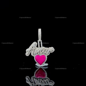 Colgante de hip hop con letras personalizadas y corazón rosa, personaliza tu nombre, colgante de hip hop para hombre, colgante de moissanita, joyería de hip hop Ice Out