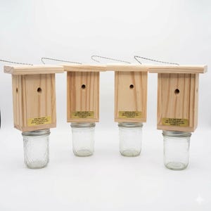 4-Eco-Friendly Carpenter Bee Trap - Wood Boring Bee Deterrent, Set of 4 Bild 1