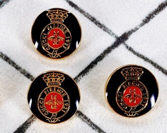 gucci bee logo meaning