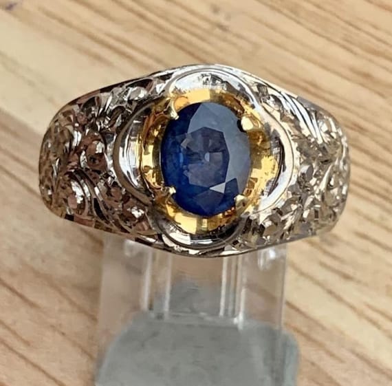 Anello con Zaffiro in Argento 925 - Anelli Zaffiro - Gioielli Zaffiro Anello con Zaffiro in Argento 925 - Anelli Zaffiro - Gioielli Zaffiro