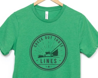 Camiseta gráfica con líneas de cortacésped / Regalo para paisajista y jardinero