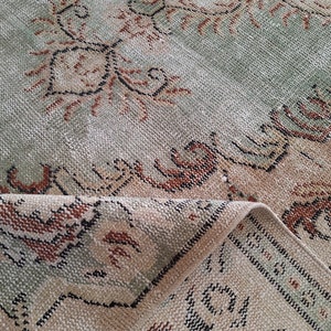5x10 Vintage Turkish Rug: Handmade Wool & Cotton, 1970s