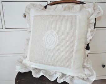 Funda de almohada de lino con volantes: Beige marfil romántico, estilo shabby chic