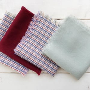 Linen Napkins, Checkered Raw Edge Linen Napkins Fringed Wedding Napkins