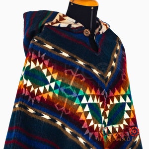 Native alpaca poncho. Alpaca poncho. Blue. Ecuadorian poncho. Unisex alpaca poncho. Womens poncho. Hooded poncho. Hippie Poncho zdjęcie 4