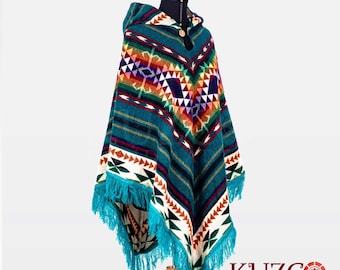 Alpaca poncho with hood. Ecuador poncho geometric. Alpaca wool poncho for women and men. Poncho green triangle. Alpaca poncho women's