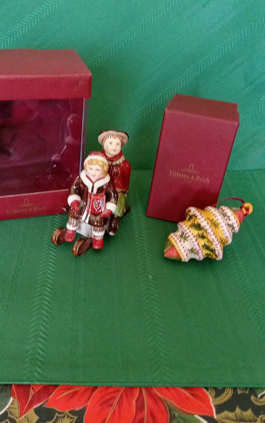 Villeroy & Boch Winter Joy girl and Boy on Sled and Christmas Holly