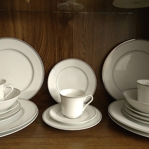 Simplicity Fine China Japan