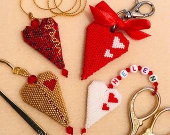 A Cute Heart - Beadwork Tutorial - Peyote Ornament