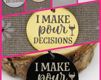 Charm "Tomo Decisiones por Vino": Colgante de Acero Inoxidable, Regalo Divertido para el Vino