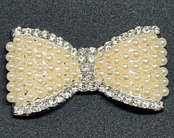 Pearl Rhinestone Bow Cabochons: Flat Back Embellishments (2pc, 28mm)