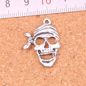 10 Pcs. Pirate Skull Charms, Pendants, Halloween Skeleton Charms, Halloween Charms, Zinc Alloy, Antique Silver Metal, B2266