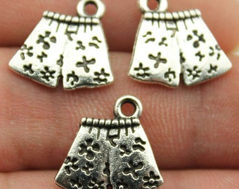 6 piezas de dijes de calzoncillos bóxer de plata antigua: colgantes de bañador (15 mm) 3074
