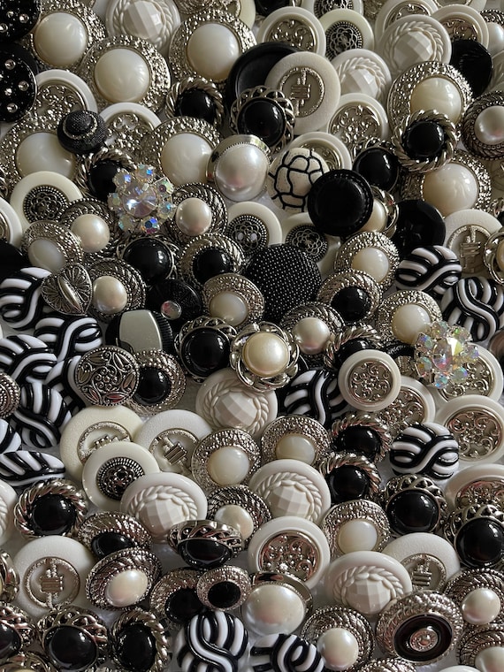 Vintage Style Buttons: Mixed Lot of Rhinestone, Pearl, and Metal Buttons
