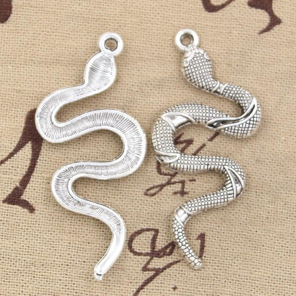 4 Pcs, Snake Charms, Pendants, Slithering Serpent, Long-Body Reptile, Tapering Tail, Scaly Skin, Split Forked Tongue, Strike, Fangs, Venom