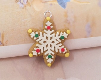 クリスマス樹脂スノーフレークチャーム2個：クッキーペンダント（30mm）2637