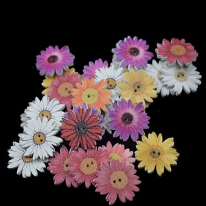 20 unidades. Botões de madeira misturada de girassol, botões de madeira de flor de sol, botões de dois furos, reserva de sucata, fabricação de cartões, botões de artesanato diy 3203