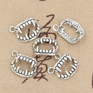 10 Pcs. Vampire Teeth Charms, Halloween Dracula Fangs Charms, Teeth Charms, Halloween Charms, Zinc Alloy, Antique Silver Metal, B2262