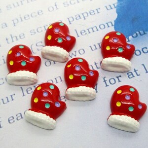 10 Pcs. Christmas Red Mittens w/ Polka Dots Flat Backs, Planar, Santa Mittens Resin, Christmas Flat Backs, Cabochons, Christmas Kawaii D55