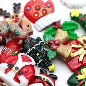 10 Pcs Christmas Mix Resin Flat Backs, Christmas Tree Flatback, Santa Resins, Elf Cabochon, Ghost, Bats, Christmas Present Resin