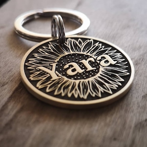 Round Deep Engraved Sunflower Dog Tag, Personalised Dog Pet ID Tag, Custom Pet Name Tag, Floral Dog Collar Tag, Puppy Tag, Dog Gifts