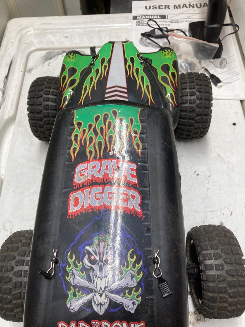 Upcycled 1/12 Grave Digger RC Stunt Truck: Fast 4WD Off-Road image 3