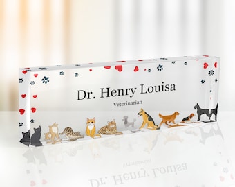 Veterinarian Name Plate for Desk, Animal Figure Table Sign, Office Decor, Desk Accessories, Personalized Gift, Mom Gift, New Job Gift