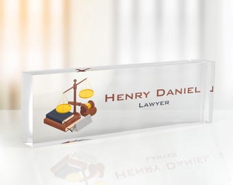 Gepersonaliseerde acrylnaambordje voor advocaat: decoratie op kantoor