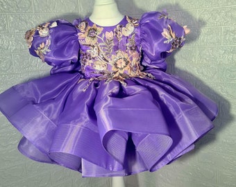 Robe de premier anniversaire lilas Robe de bébé tutu printemps avec broderie Robe de fille de fleur lilas Robe de bébé gonflée Robe de bébé de mariage avec fleurs