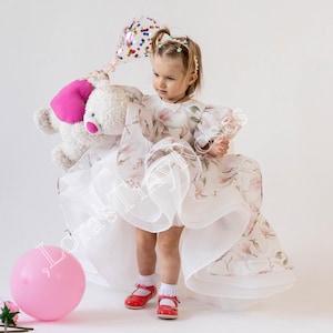 Baby Geburtstag Organza Kleid, Magnolia Blümchen Kleid mit Schleppe, Kleinkind Party Kleid für besondere Anlässe, Blumenmädchen Kleid Sommer