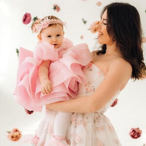 Erster Geburtstag rosa Kleid Kleinkind rosa bauschigen Kleid mit einem großen Bogen Mädchen bauschigen tüll Outfit Fotoshooting Baby Kleid Smash Kuchen Kleid Bild 5