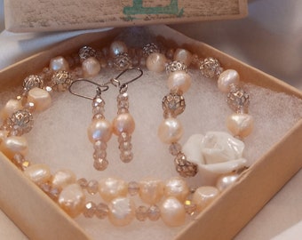White Rose Necklace, Bracelet, and Earring set