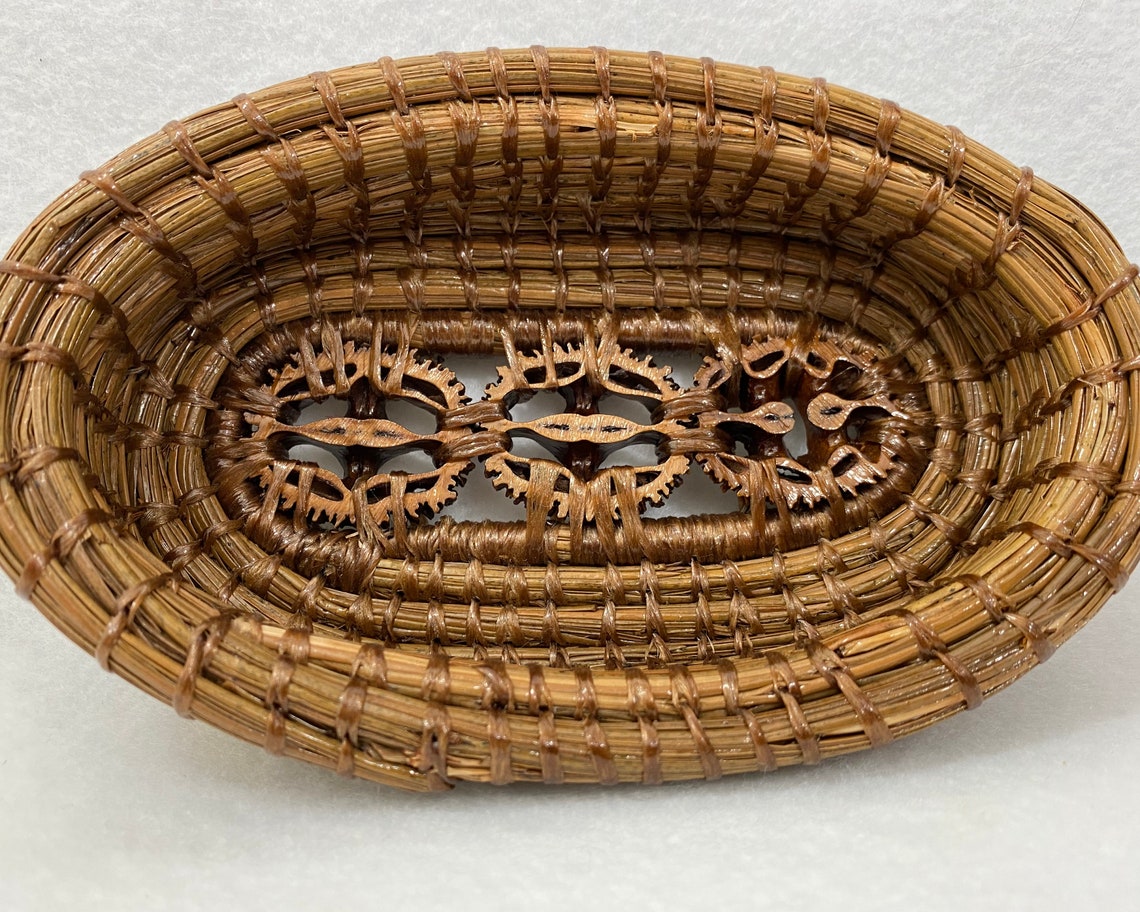 Beautiful Handcrafted Pine Needle Basket with 3 Walnut slices Etsy
