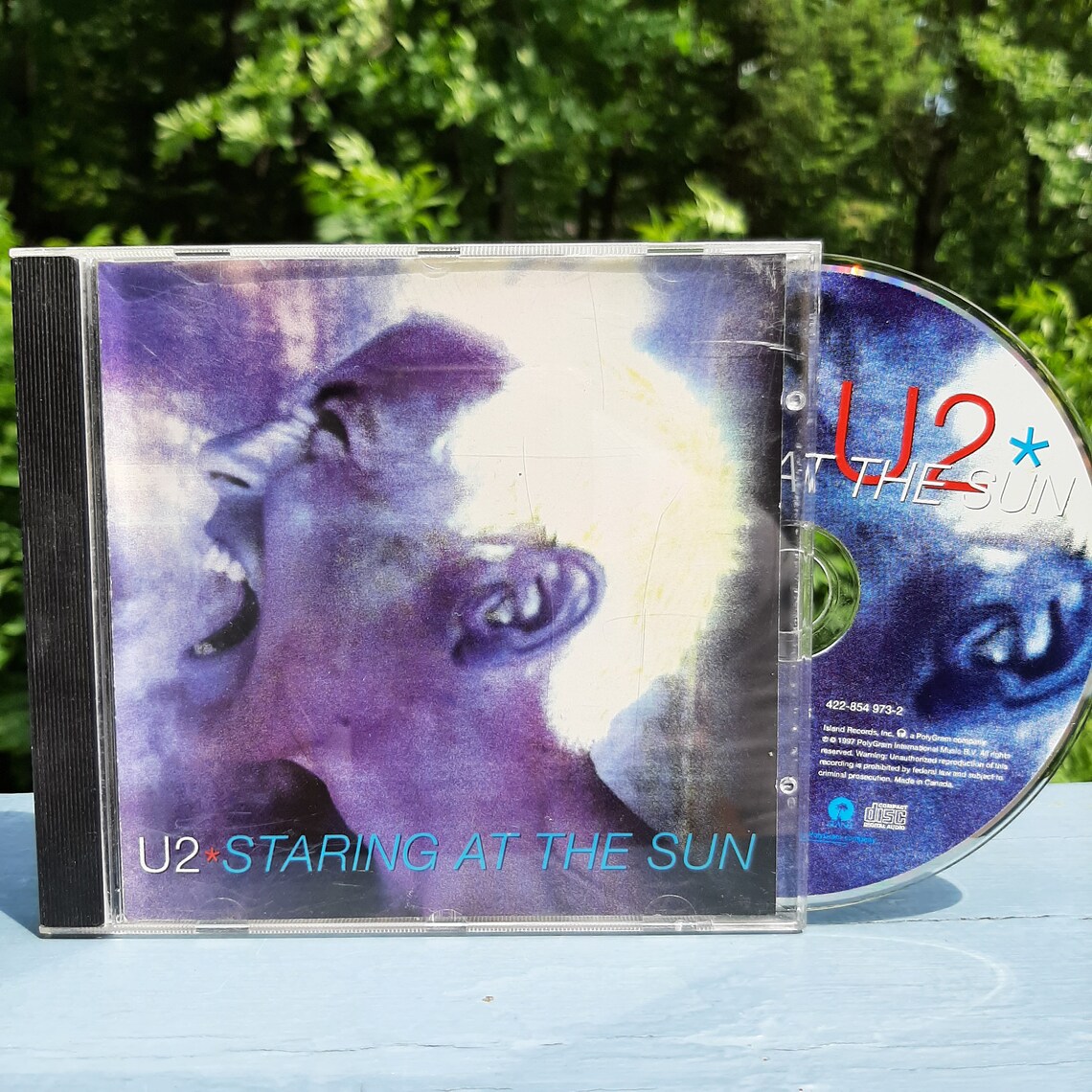 u2 staring at the sun u2 staring at the sun