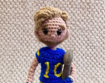 crochet los angeles rams cooper kupp doll holding vince lombardi trophy, custom crochet football player