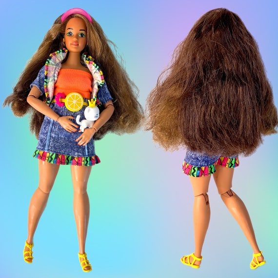 曲線美のブルネットバービー人形テレサ90年代ブルネットバービー