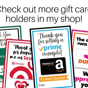Puede incluir: Cuatro porta tarjetas de regalo con diferentes dise&ntilde;os y marcas de tarjetas de regalo. El primer porta tarjeta es verde y dice "Gracias por ser un gran TEA" con un logotipo de Starbucks. El segundo porta tarjeta es rojo y dice "Gracias por mantenerme en el camino correcto" con un logotipo de Target. El tercer porta tarjeta es azul y dice "Gracias por dar un gran ejemplo!" con un logotipo de Amazon. El cuarto porta tarjeta es rosa y dice "La clase funciona gracias a TI" con un logotipo de Dunkin' Donuts.