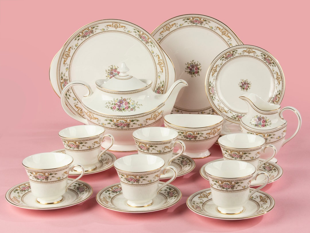 17 piece Tea And Cake Set Royal Doulton Alton Etsy 17-piece-tea-and-cake-set-royal-doulton-alton-etsy