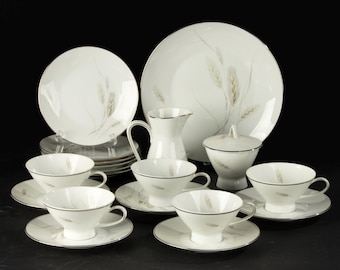 Rosenthal Regina Trio Cup Saucer Plate, 1940s Floral Porcelain Set