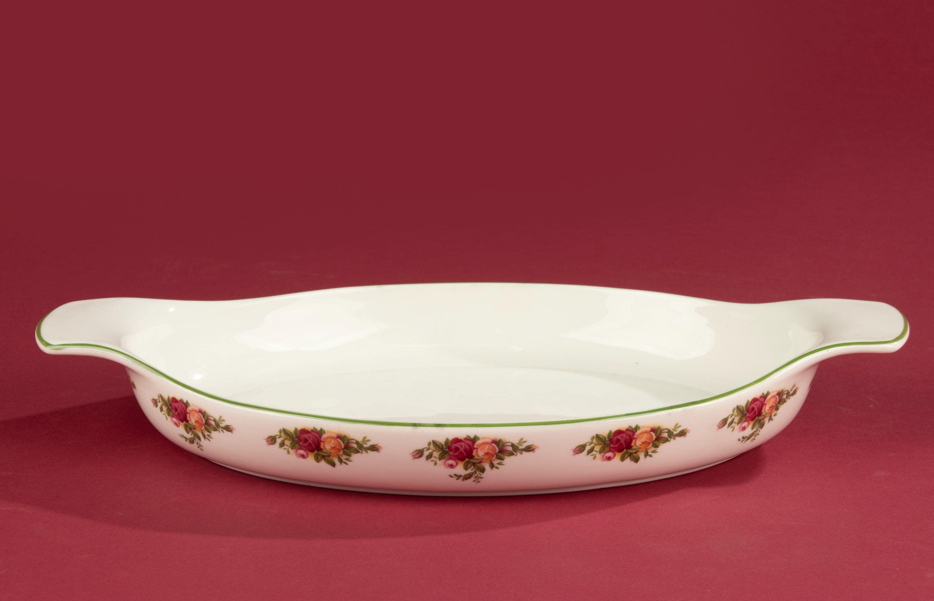 Oven Dish - Royal Albert - Old Country Roses - Green Edge